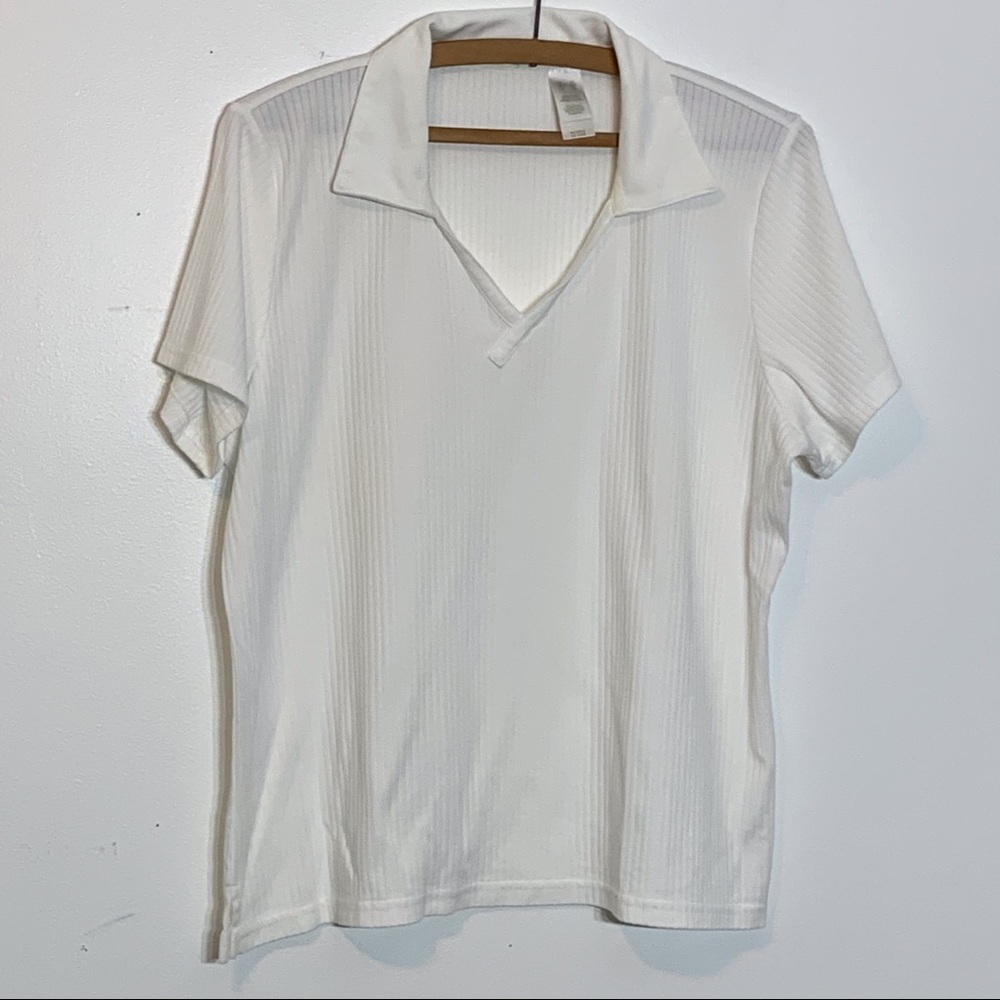 EUC Liz golf white‎ ribbed texture polo shirt